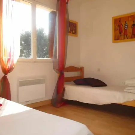 Apartment With 2 Bedrooms In Le Lavandou, With Wonderful Sea View, Poo