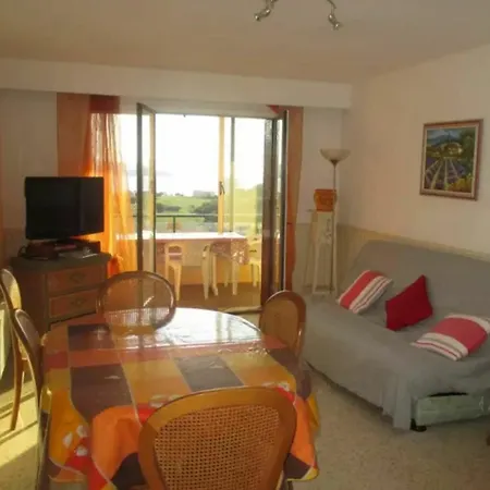 Apartment With 2 Bedrooms In Le Lavandou, With Wonderful Sea View, Poo *